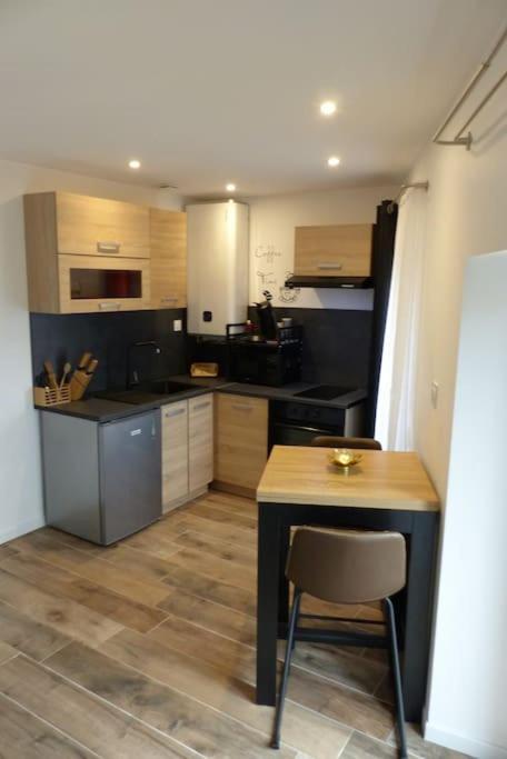 La Pierre N°6 Grand Studio Avec Clim Tartas Екстериор снимка