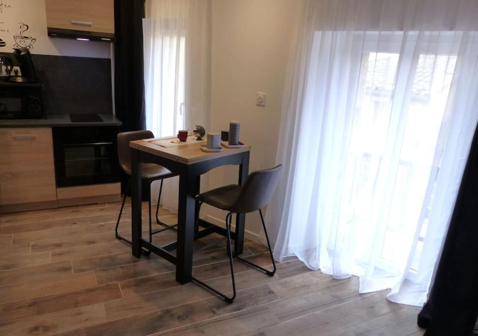 La Pierre N°6 Grand Studio Avec Clim Tartas Екстериор снимка
